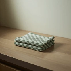 THE PLANT SOCIETY Josephine Hand Towel By Baina All Homewares