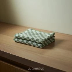 THE PLANT SOCIETY Josephine Hand Towel By Baina All Homewares