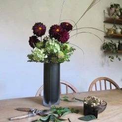 THE PLANT SOCIETY Kuru Bowl By Philippe Malouin - Iittala 12 THE PLANT SOCIETY Kuru Bowl By Philippe Malouin - Iittala