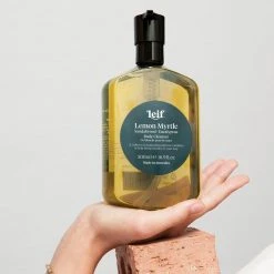 THE PLANT SOCIETY Lemon Myrtle Body Cleanser By Leif