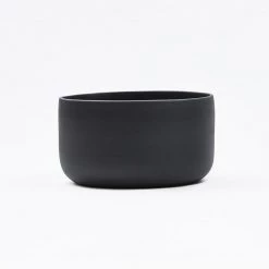 THE PLANT SOCIETY Esko Planter In Black Medium Planters