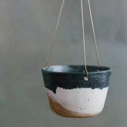 THE PLANT SOCIETY Hanging Planters Landscape Brass Hanging Planter By Leaf & Thread 8 THE PLANT SOCIETY Hanging Planters Landscape Brass Hanging Planter By Leaf & Thread