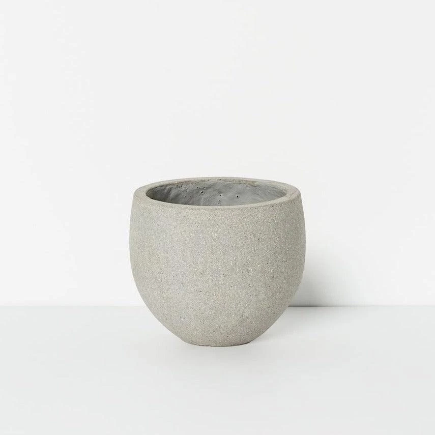 THE PLANT SOCIETY Pedra Planter By Papaya 8 THE PLANT SOCIETY Pedra Planter By Papaya