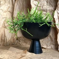 THE PLANT SOCIETY Metal Planters Small Vera Planter By Lightly