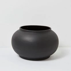 THE PLANT SOCIETY All Homewares Black Arena Vase By Papaya
