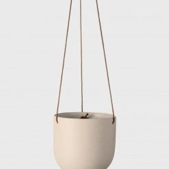 THE PLANT SOCIETY Small Cade Planter By Evergreen Collective